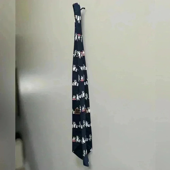 SOLD Vintage 1990’s Coca-Cola Polar Bear Christmas 100% Silk Men’s Neck Tie - Picture 8 of 8